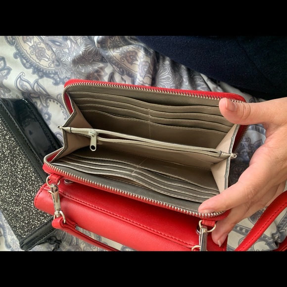 Nine West - Picture 8 of 8